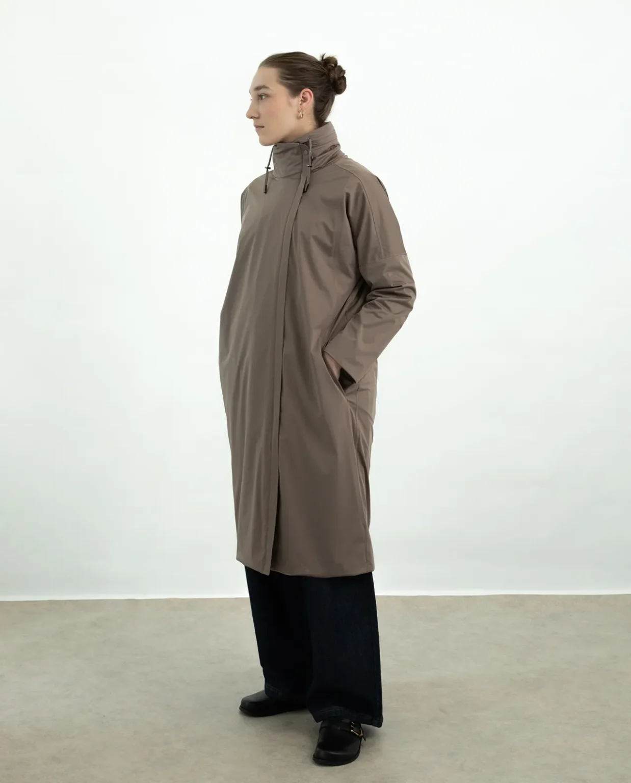 Waterproof Odyssey Warm Taupe